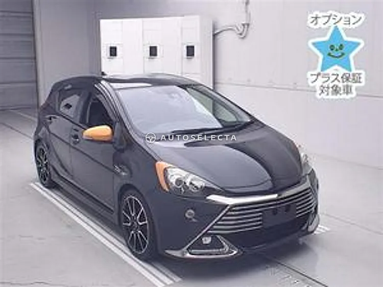 Toyota Aqua 2016, photo 1 of 1