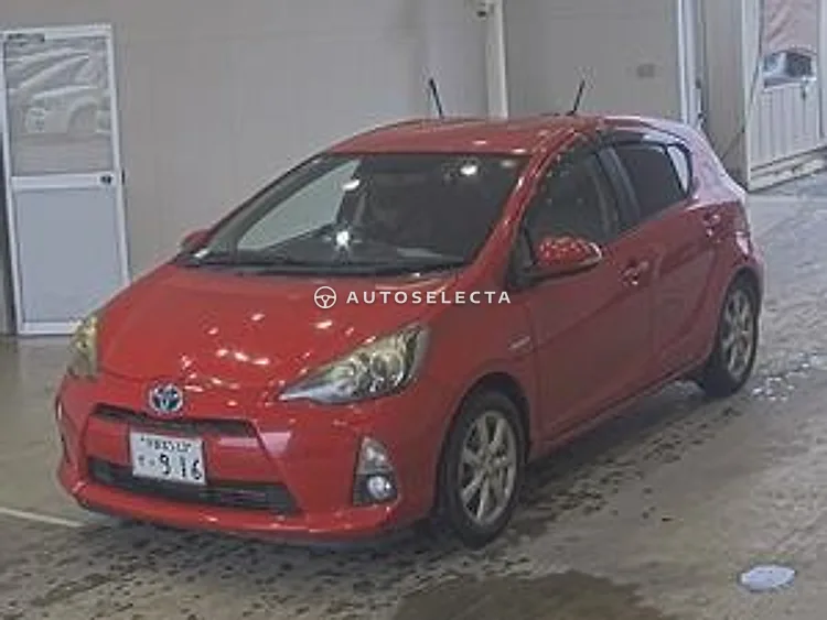 Toyota Aqua 2012, photo 1 of 1