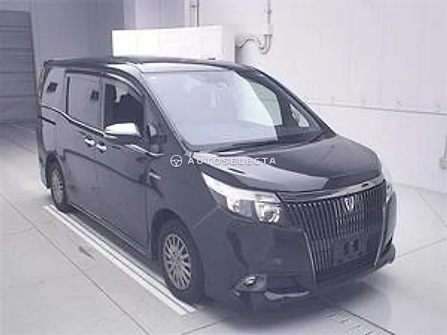 Toyota Esquire 2016, auction grade R