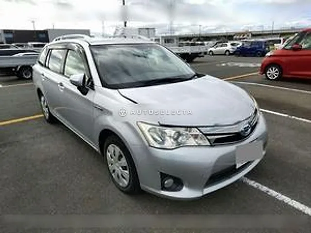 Toyota Corolla Fielder 2014