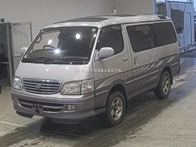 Toyota Hiace 2000, auction grade RA