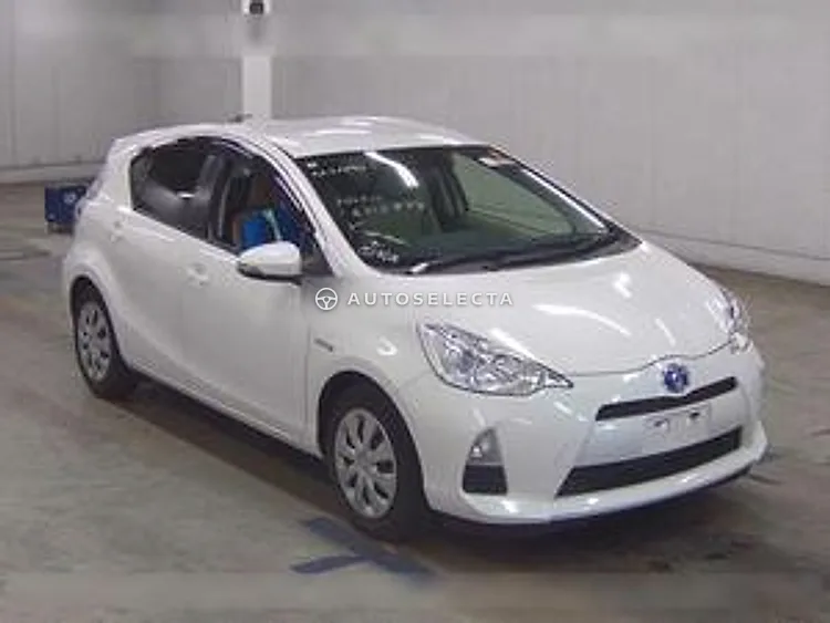 Toyota Aqua 2014, photo 1 of 1