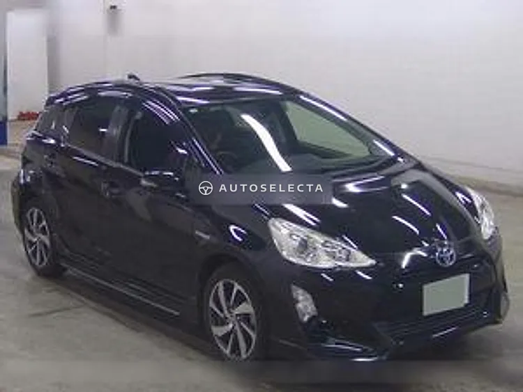 Toyota Aqua 2015, photo 1 of 1