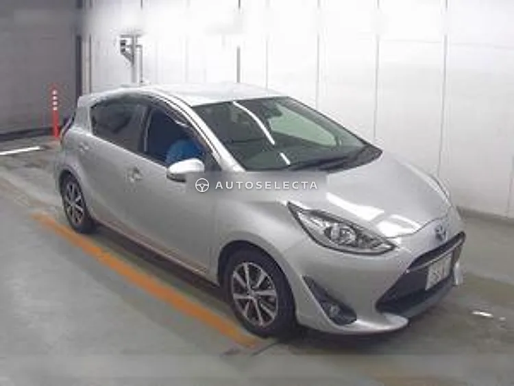 Toyota Aqua 2018, photo 1 of 1
