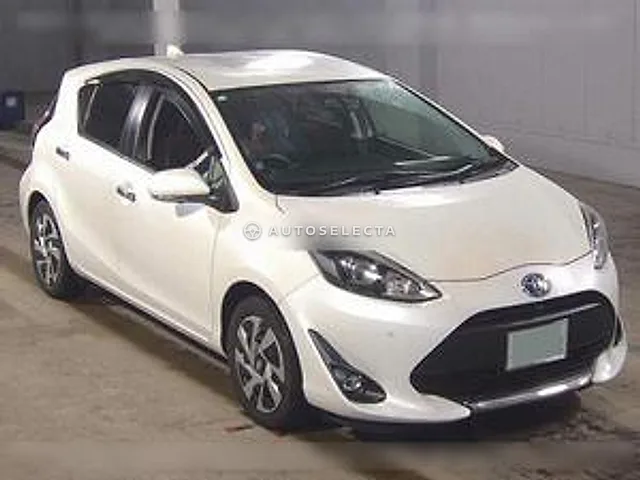 Toyota Aqua 2021, auction grade 4