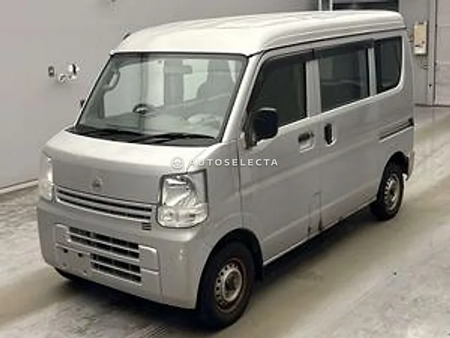 Nissan NV100 Clipper 2017, auction grade R