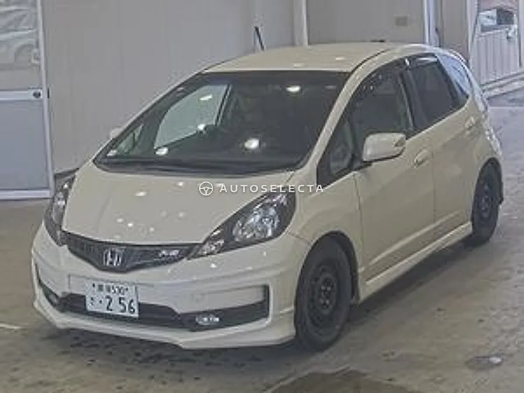 Honda Fit 2010, photo 1 of 11