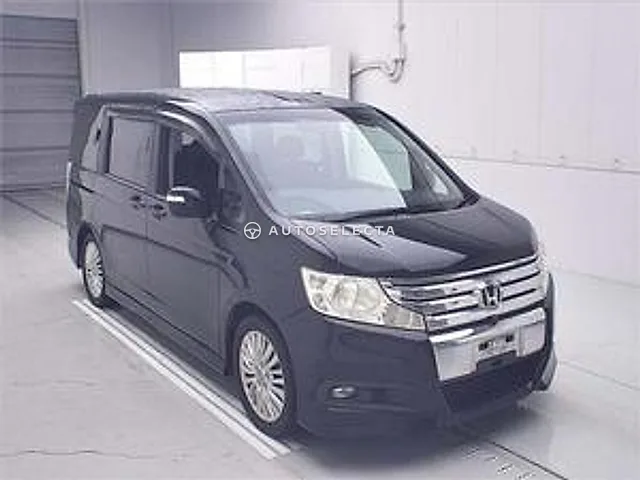Honda Stepwgn Spada 2010, auction grade R