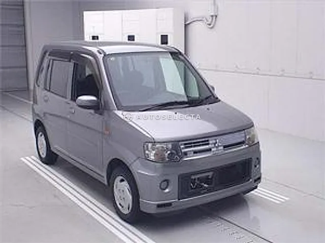 Mitsubishi Toppo 2010