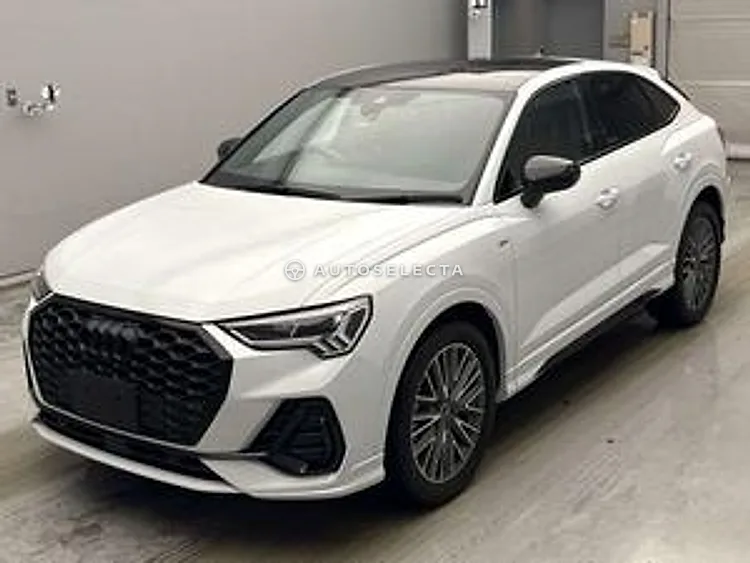 Audi Q3 2021, photo 1 of 1