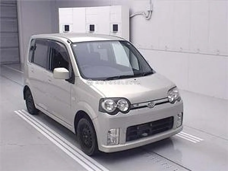 Daihatsu Move 2005, photo 1 of 1
