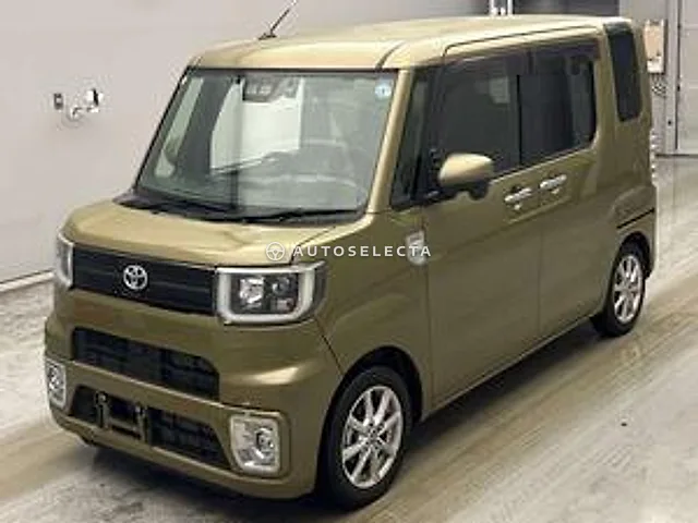 Toyota Pixis Mega 2022, auction grade RA