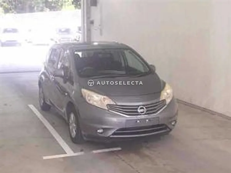 Nissan Note 2013, photo 1 of 1