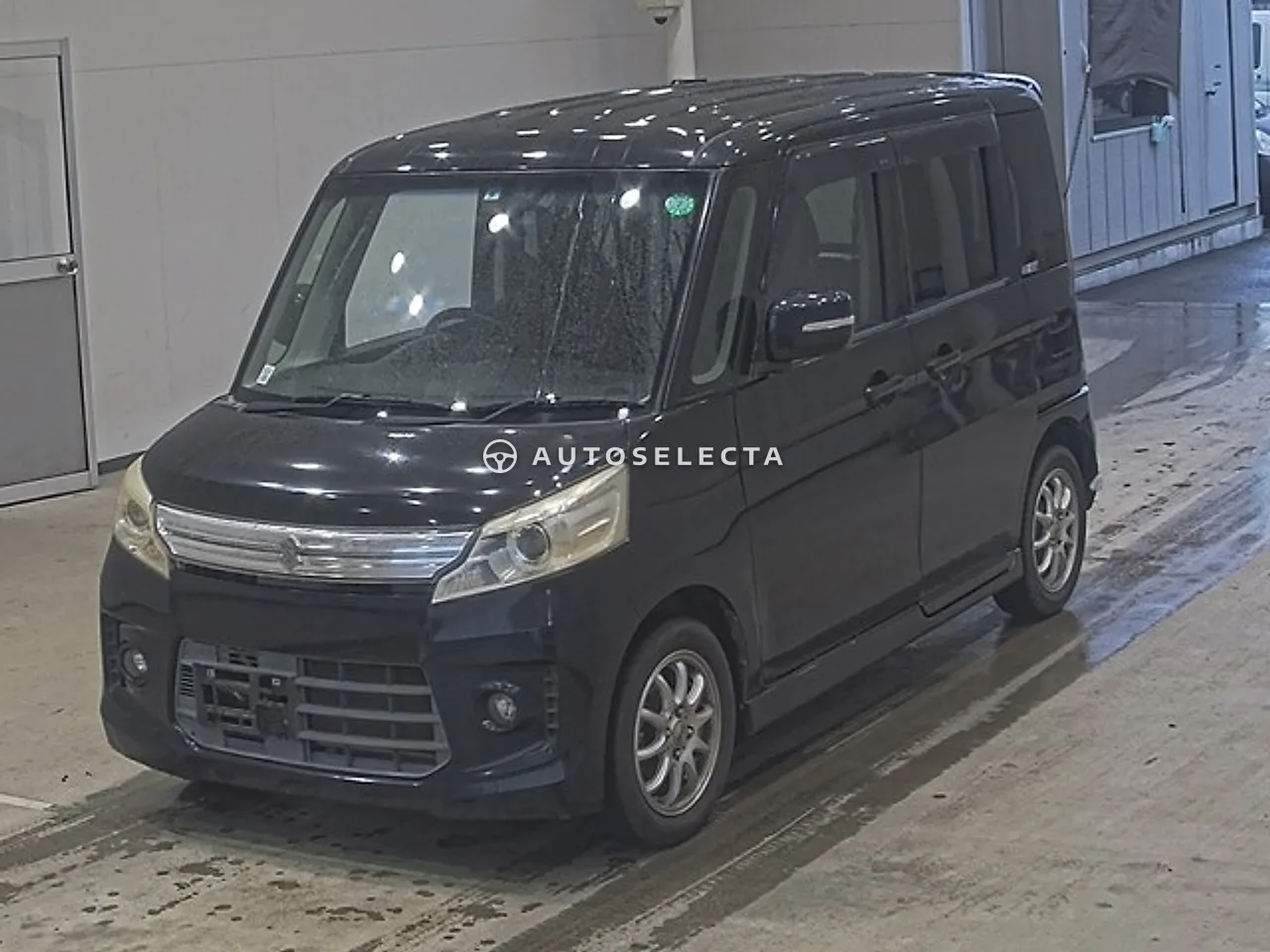 Suzuki Spacia Custom 2013, photo 1 of 11