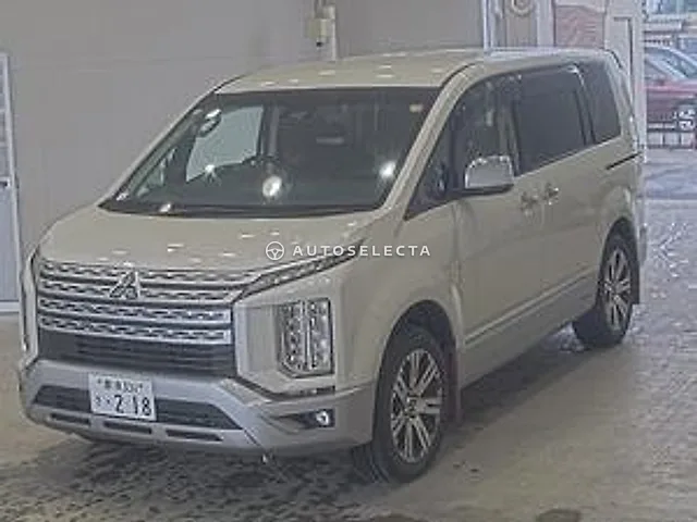 Mitsubishi Delica D:5 2020, auction grade 4