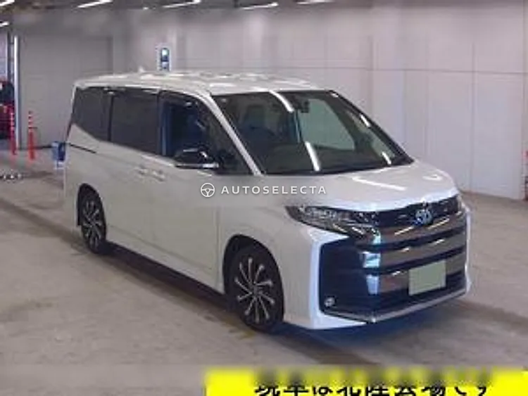 Toyota Noah 2022, photo 1 of 1