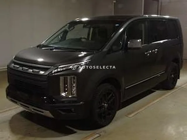 Mitsubishi Delica D:5 2019, auction grade 3.5