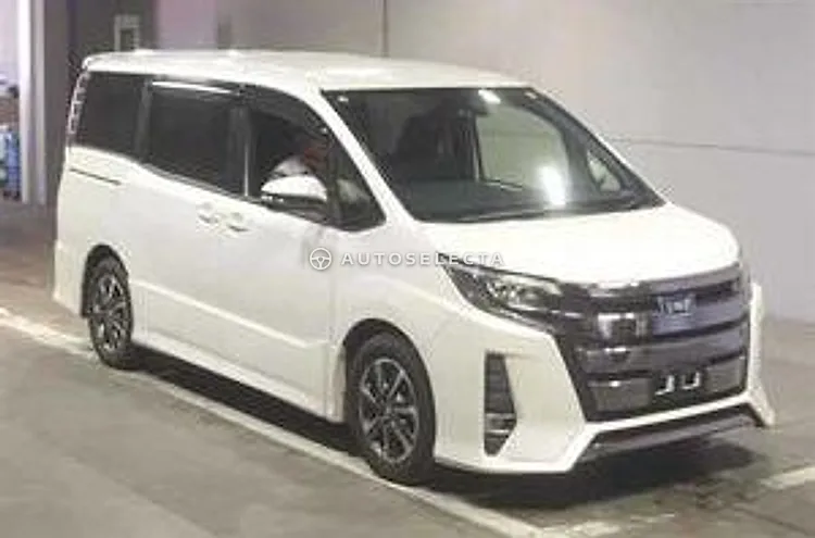 Toyota Noah 2017, photo 1 of 1
