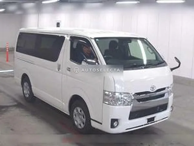 Toyota Hiace Van 2018, auction grade R