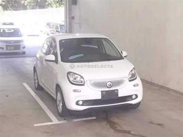 Smart Fourfour 2017, auction grade 4