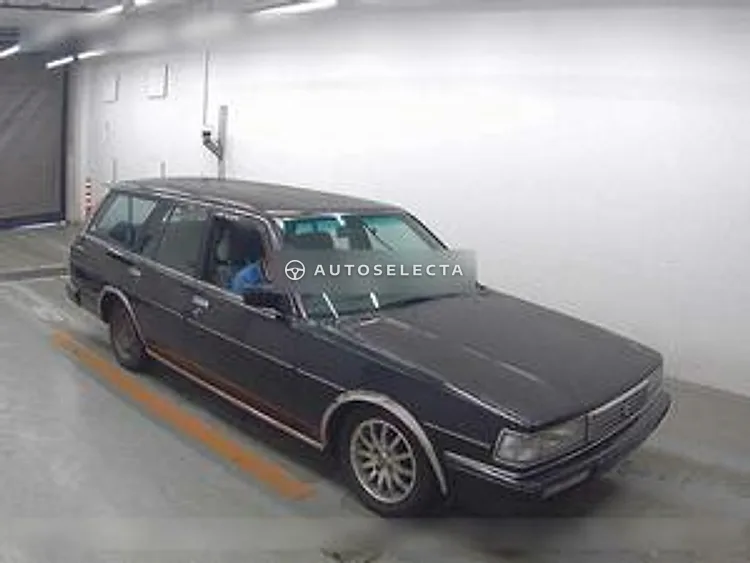 Toyota Mark II Wagon 1995, photo 1 of 1