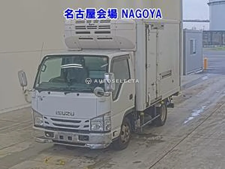 Isuzu ELF 2015, photo 1 of 1