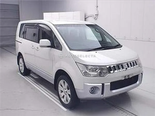 Mitsubishi Delica D:5 2009