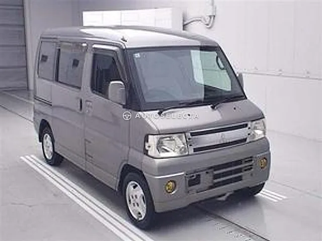 Mitsubishi Town Box 2008, auction grade 3.5