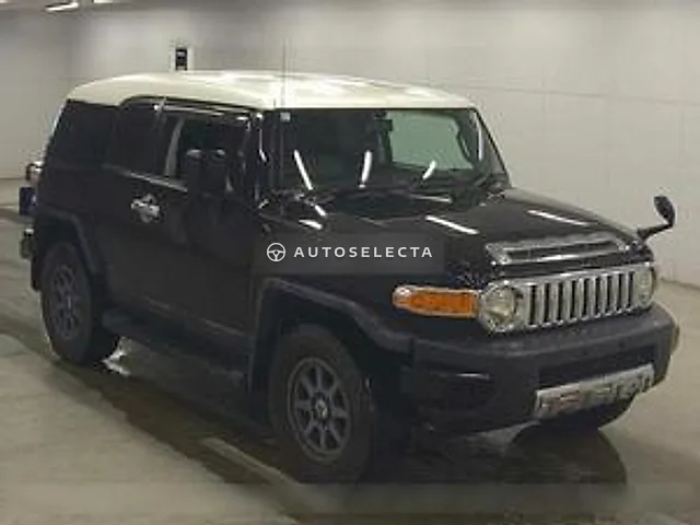 Toyota FJ Cruiser 2011, auction grade 3.5