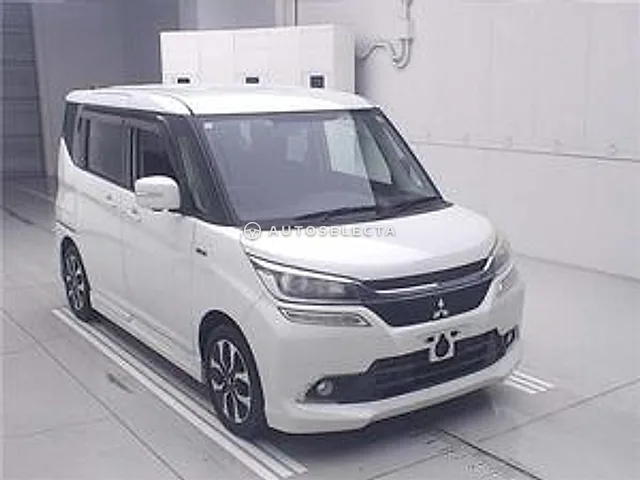 Mitsubishi Delica D:2 2017, auction grade 4