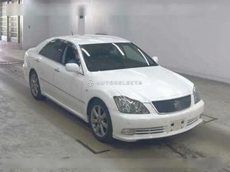 Toyota Crown 2005, photo 1 of 1
