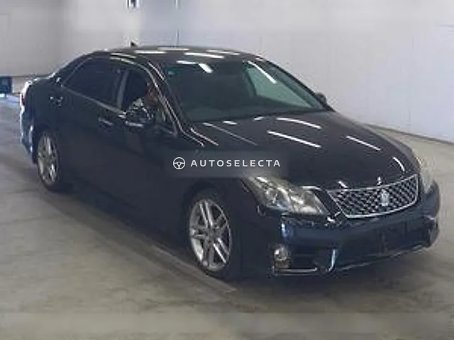 Toyota Crown 2010