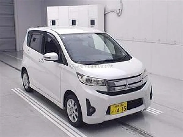 Mitsubishi eK Custom 2014, auction grade 3.5