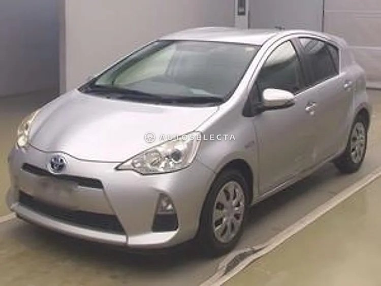 Toyota Aqua 2014, photo 1 of 1