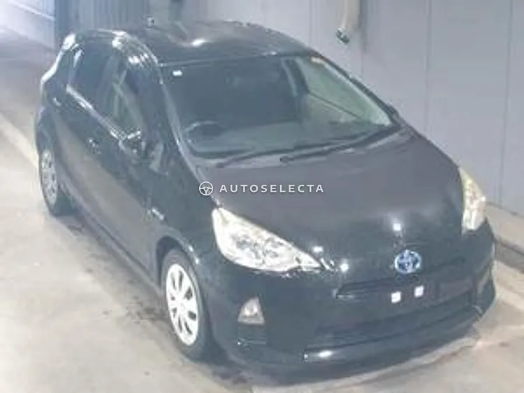 Toyota Aqua 2012, photo 1 of 1