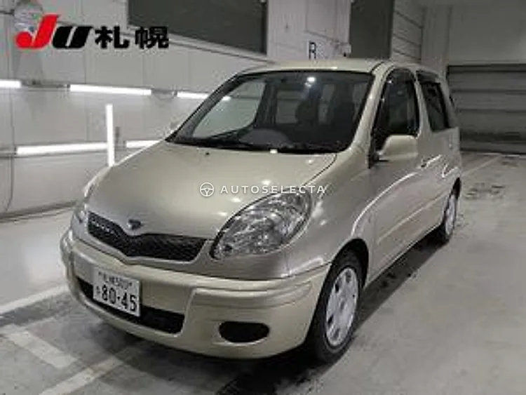 Toyota Funcargo 2004, photo 1 of 1