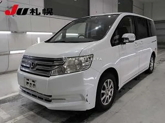 Honda Stepwgn 2013, auction grade R