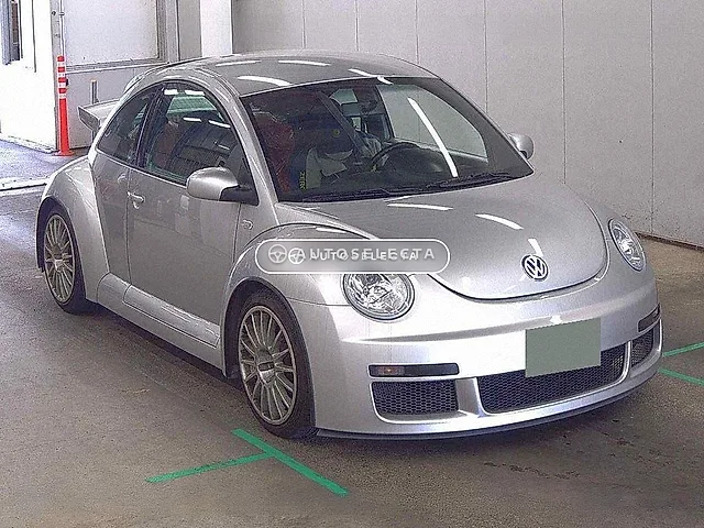 Volkswagen New Beetle 2001, auction grade 4