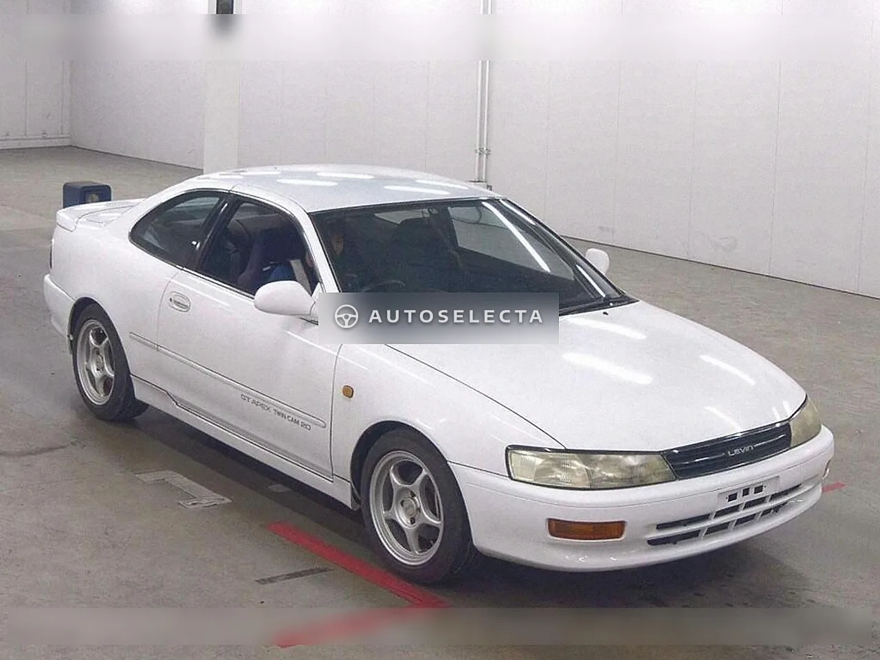 Toyota Corolla Levin 1995, photo 1 of 1