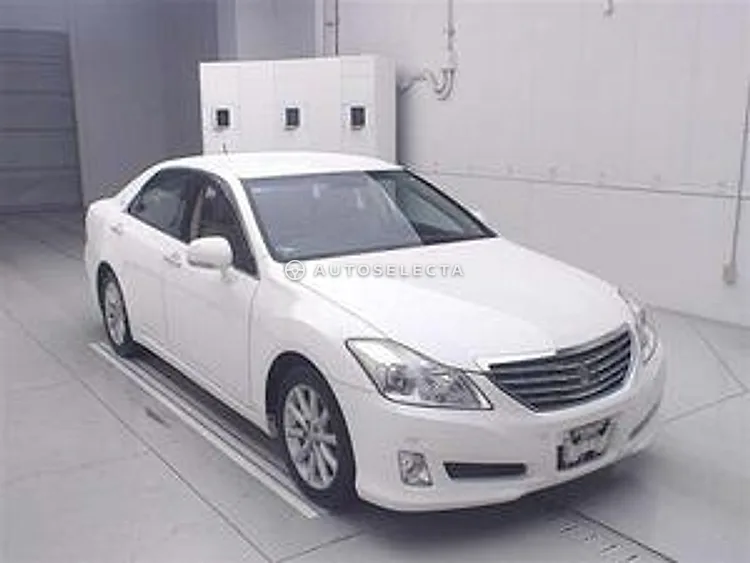 Toyota Crown 2009, photo 1 of 1