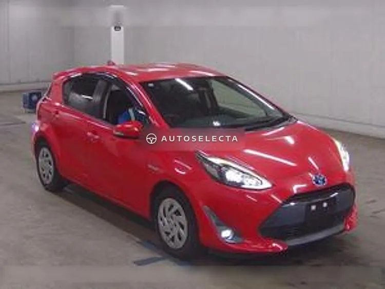 Toyota Aqua 2017, photo 1 of 1
