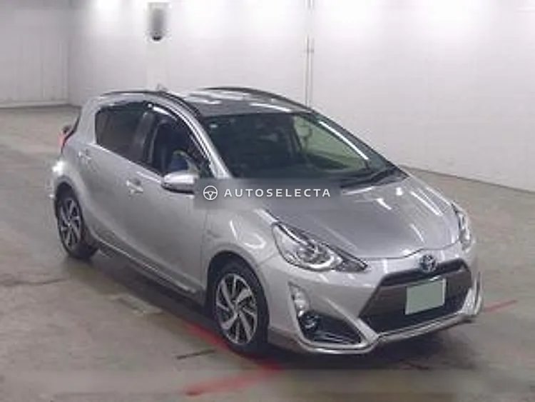 Toyota Aqua 2016, photo 1 of 1