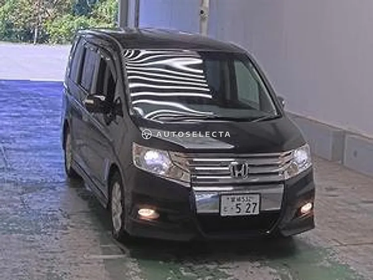 Honda Stepwgn Spada 2012, photo 1 of 5