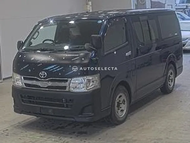 Toyota Hiace 2010, auction grade RA
