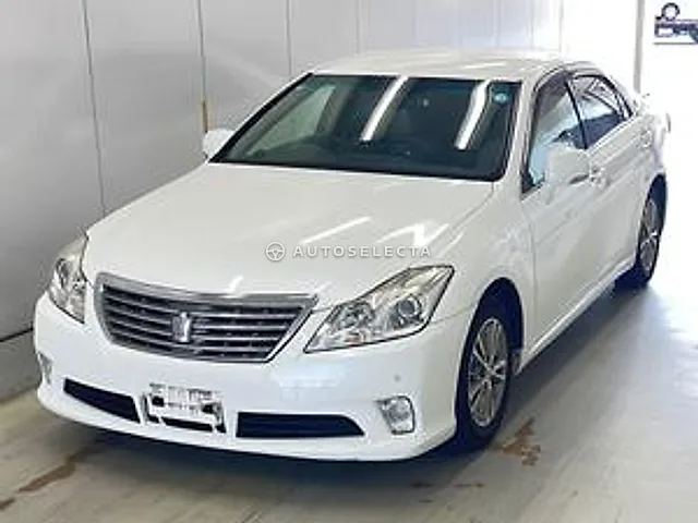 Toyota Crown 2012, auction grade R