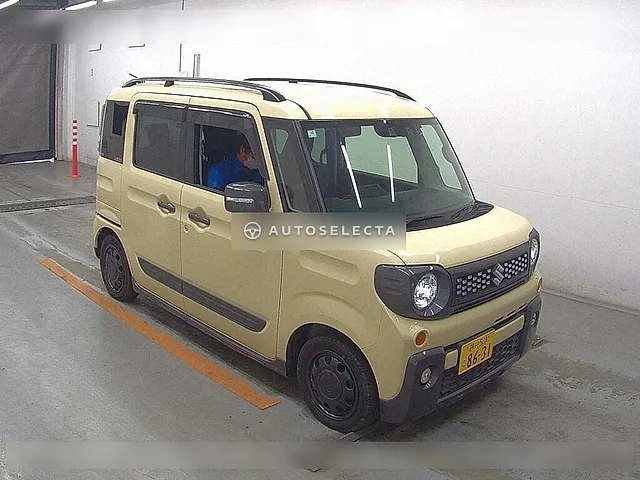 Suzuki Spacia Gear 2021, auction grade 4.5