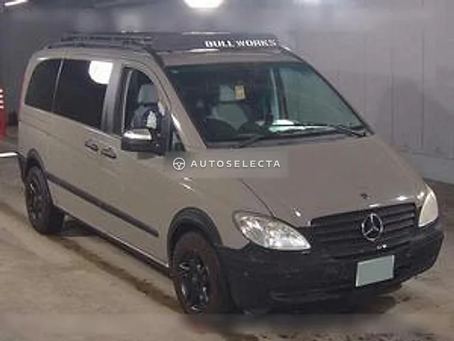 Mercedes-Benz V-Class 2010, auction grade 3.5