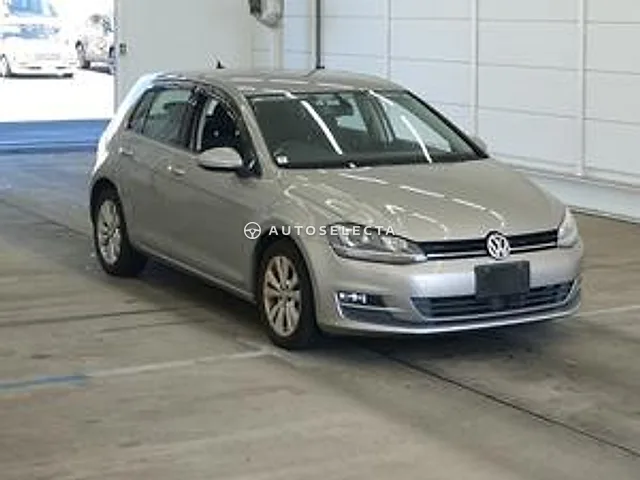 Volkswagen Golf 2015, auction grade 3