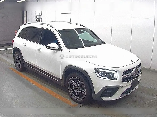Mercedes-Benz GLB 2021, auction grade 5