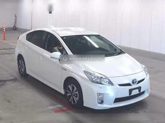 Toyota Prius 2011, auction grade 4